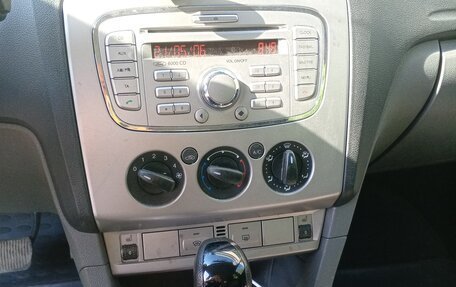 Ford Focus II рестайлинг, 2008 год, 430 000 рублей, 4 фотография