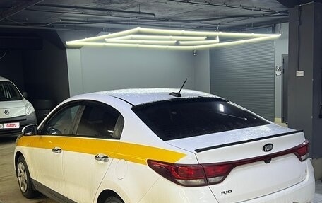 KIA Rio IV, 2021 год, 1 050 000 рублей, 3 фотография
