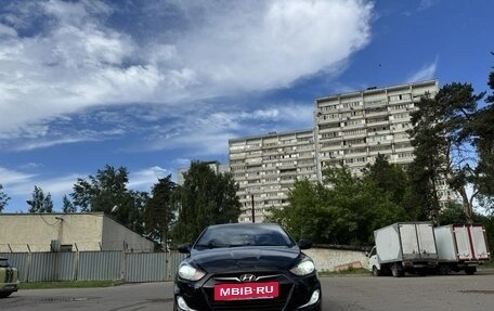 Hyundai Solaris II рестайлинг, 2011 год, 587 000 рублей, 6 фотография