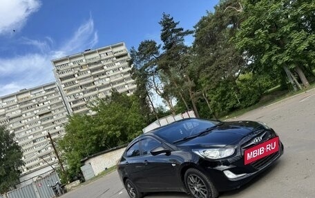 Hyundai Solaris II рестайлинг, 2011 год, 587 000 рублей, 11 фотография