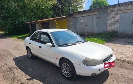 Ford Mondeo II, 2000 год, 170 000 рублей, 2 фотография