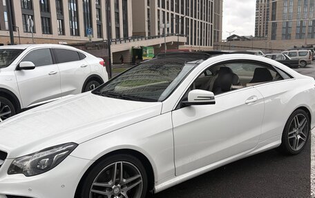 Mercedes-Benz E-Класс, 2014 год, 1 890 000 рублей, 5 фотография