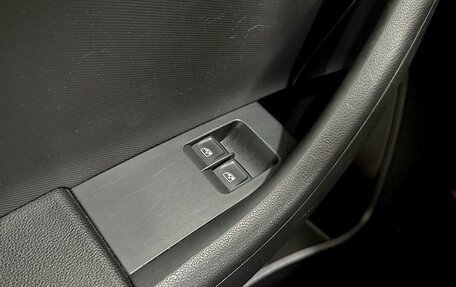 Skoda Rapid I, 2017 год, 1 100 000 рублей, 18 фотография