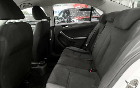 Volkswagen Jetta VI, 2015 год, 911 000 рублей, 12 фотография