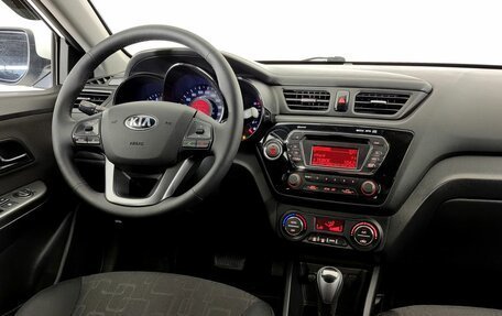 KIA Rio III рестайлинг, 2013 год, 950 000 рублей, 11 фотография