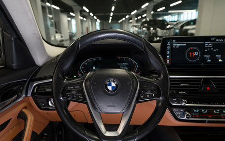 BMW 5 серия, 2022 год, 3 650 000 рублей, 10 фотография