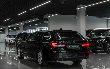 BMW 5 серия, 2022 год, 3 650 000 рублей, 4 фотография