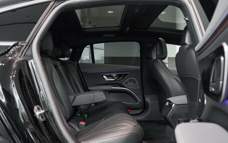 Mercedes-Benz EQS, 2022 год, 7 800 000 рублей, 13 фотография