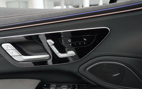 Mercedes-Benz EQS, 2022 год, 7 800 000 рублей, 28 фотография