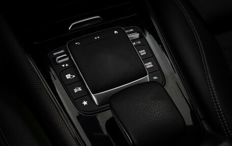 Mercedes-Benz GLB, 2021 год, 3 599 000 рублей, 16 фотография