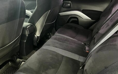 Mitsubishi Outlander III рестайлинг 3, 2007 год, 875 000 рублей, 9 фотография