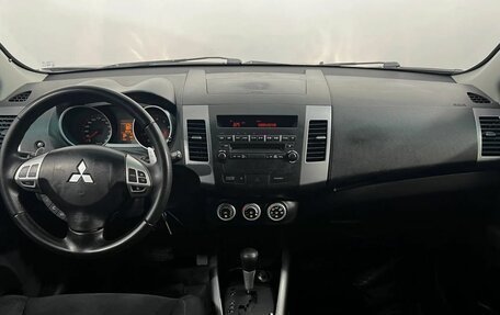 Mitsubishi Outlander III рестайлинг 3, 2007 год, 875 000 рублей, 11 фотография