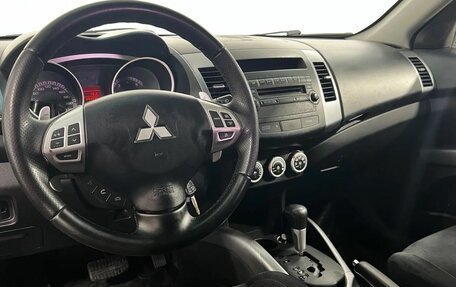 Mitsubishi Outlander III рестайлинг 3, 2007 год, 875 000 рублей, 8 фотография
