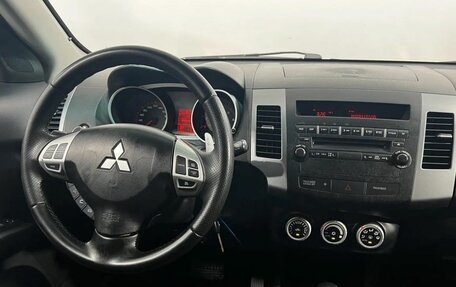 Mitsubishi Outlander III рестайлинг 3, 2007 год, 875 000 рублей, 13 фотография