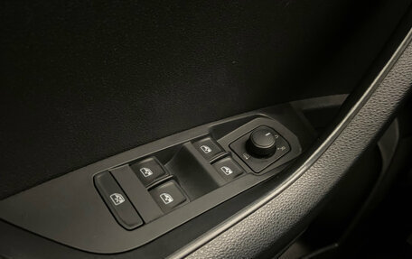 Skoda Karoq I, 2021 год, 2 299 000 рублей, 17 фотография
