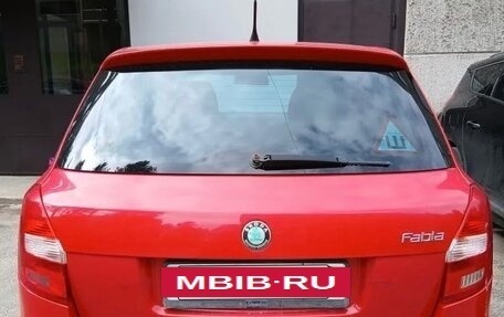 Skoda Fabia II, 2010 год, 800 000 рублей, 3 фотография