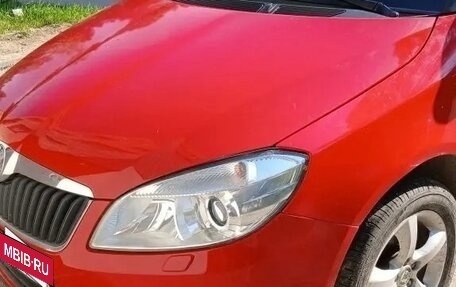 Skoda Fabia II, 2010 год, 800 000 рублей, 5 фотография