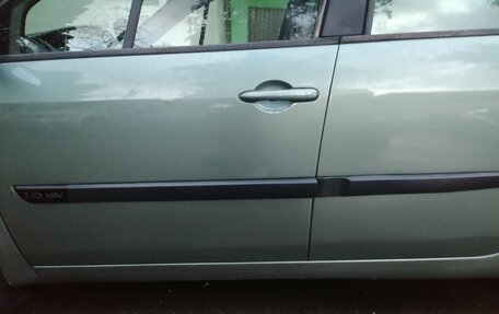 Renault Scenic III, 2005 год, 550 000 рублей, 16 фотография