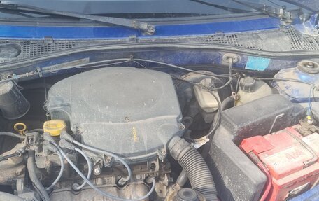 Renault Logan I, 2005 год, 153 000 рублей, 9 фотография