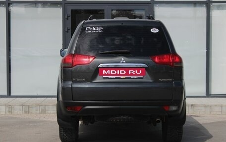 Mitsubishi Pajero Sport II рестайлинг, 2014 год, 1 420 000 рублей, 10 фотография