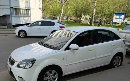 KIA Rio II, 2011 год, 650 000 рублей, 1 фотография