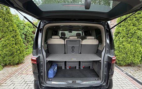 Volkswagen Multivan, 2022 год, 6 050 000 рублей, 7 фотография