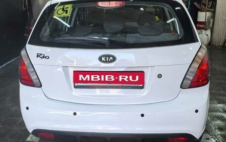 KIA Rio II, 2011 год, 650 000 рублей, 4 фотография