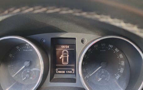 Skoda Yeti I рестайлинг, 2011 год, 1 200 000 рублей, 2 фотография