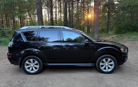Mitsubishi Outlander III рестайлинг 3, 2010 год, 1 199 000 рублей, 3 фотография