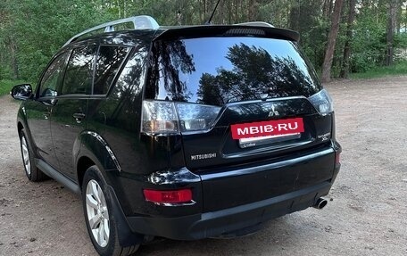 Mitsubishi Outlander III рестайлинг 3, 2010 год, 1 199 000 рублей, 6 фотография