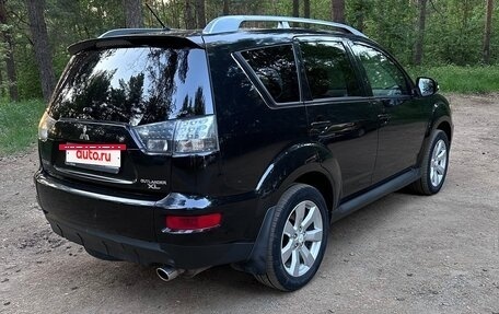 Mitsubishi Outlander III рестайлинг 3, 2010 год, 1 199 000 рублей, 4 фотография