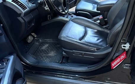 Mitsubishi Outlander III рестайлинг 3, 2010 год, 1 199 000 рублей, 16 фотография
