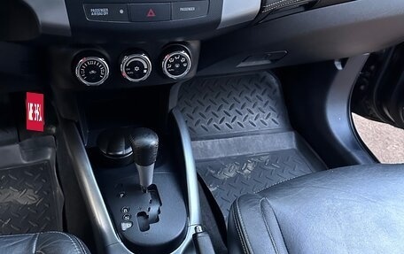 Mitsubishi Outlander III рестайлинг 3, 2010 год, 1 199 000 рублей, 18 фотография