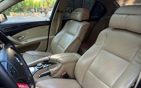BMW 5 серия, 2007 год, 1 300 000 рублей, 10 фотография
