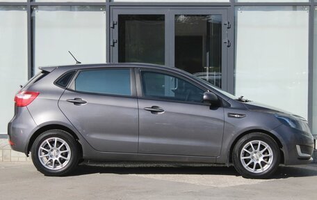 KIA Rio III рестайлинг, 2013 год, 920 000 рублей, 5 фотография