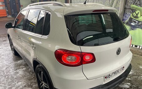 Volkswagen Tiguan I, 2010 год, 1 100 000 рублей, 2 фотография