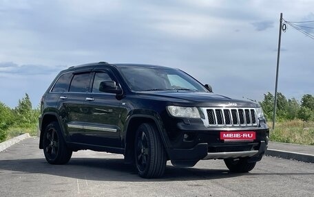 Jeep Grand Cherokee, 2011 год, 1 640 000 рублей, 2 фотография