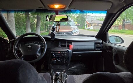 Opel Vectra B рестайлинг, 1998 год, 140 000 рублей, 9 фотография