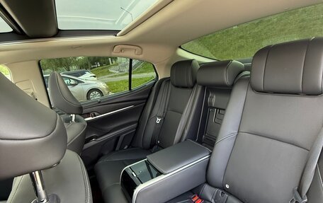 Toyota Camry, 2024 год, 5 200 000 рублей, 7 фотография