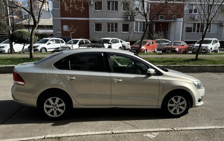 Volkswagen Polo VI (EU Market), 2012 год, 1 000 000 рублей, 2 фотография