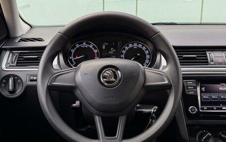 Skoda Rapid I, 2018 год, 1 335 000 рублей, 14 фотография