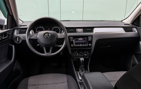 Skoda Rapid I, 2018 год, 1 335 000 рублей, 8 фотография