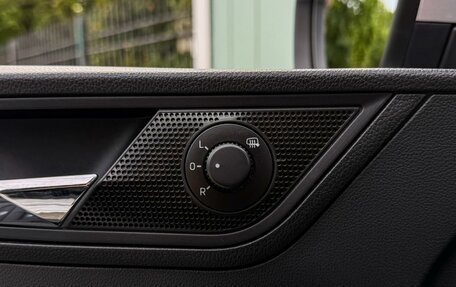 Skoda Rapid I, 2018 год, 1 335 000 рублей, 19 фотография