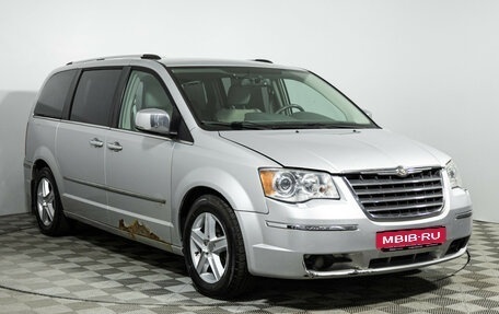 Chrysler Voyager IV, 2008 год, 949 777 рублей, 4 фотография