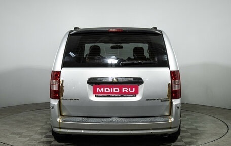 Chrysler Voyager IV, 2008 год, 949 777 рублей, 7 фотография