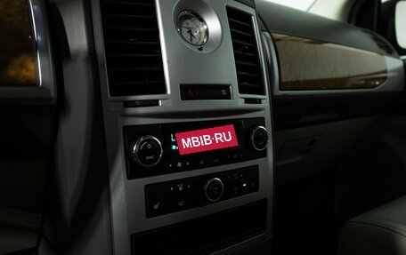 Chrysler Voyager IV, 2008 год, 949 777 рублей, 17 фотография