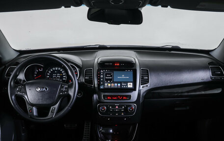 KIA Sorento II рестайлинг, 2014 год, 1 880 000 рублей, 15 фотография