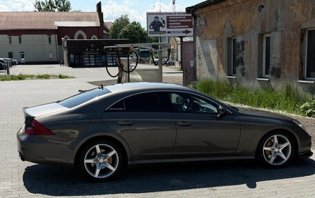 Mercedes-Benz CLS, 2005 год, 1 300 000 рублей, 4 фотография