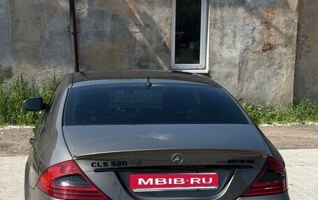 Mercedes-Benz CLS, 2005 год, 1 300 000 рублей, 2 фотография