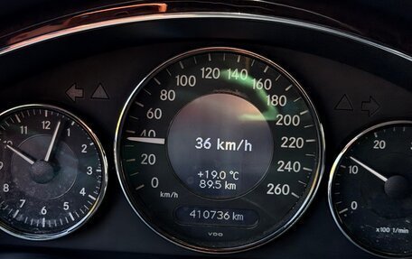 Mercedes-Benz CLS, 2005 год, 1 300 000 рублей, 13 фотография